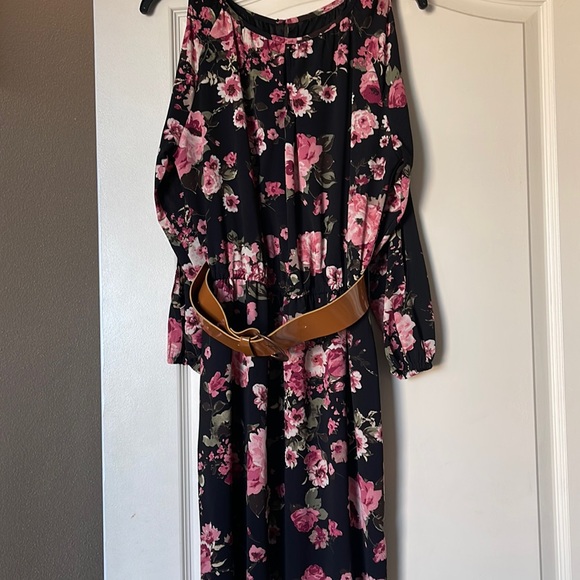 floral long sleeve dress, used once - Picture 1 of 2
